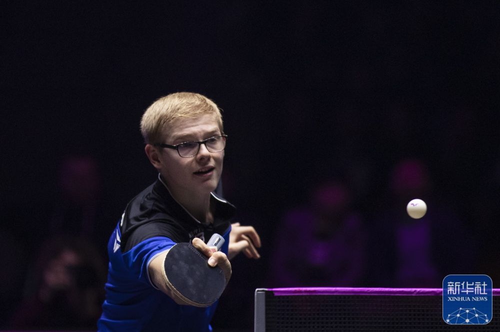 场外时尚而 场外时尚而