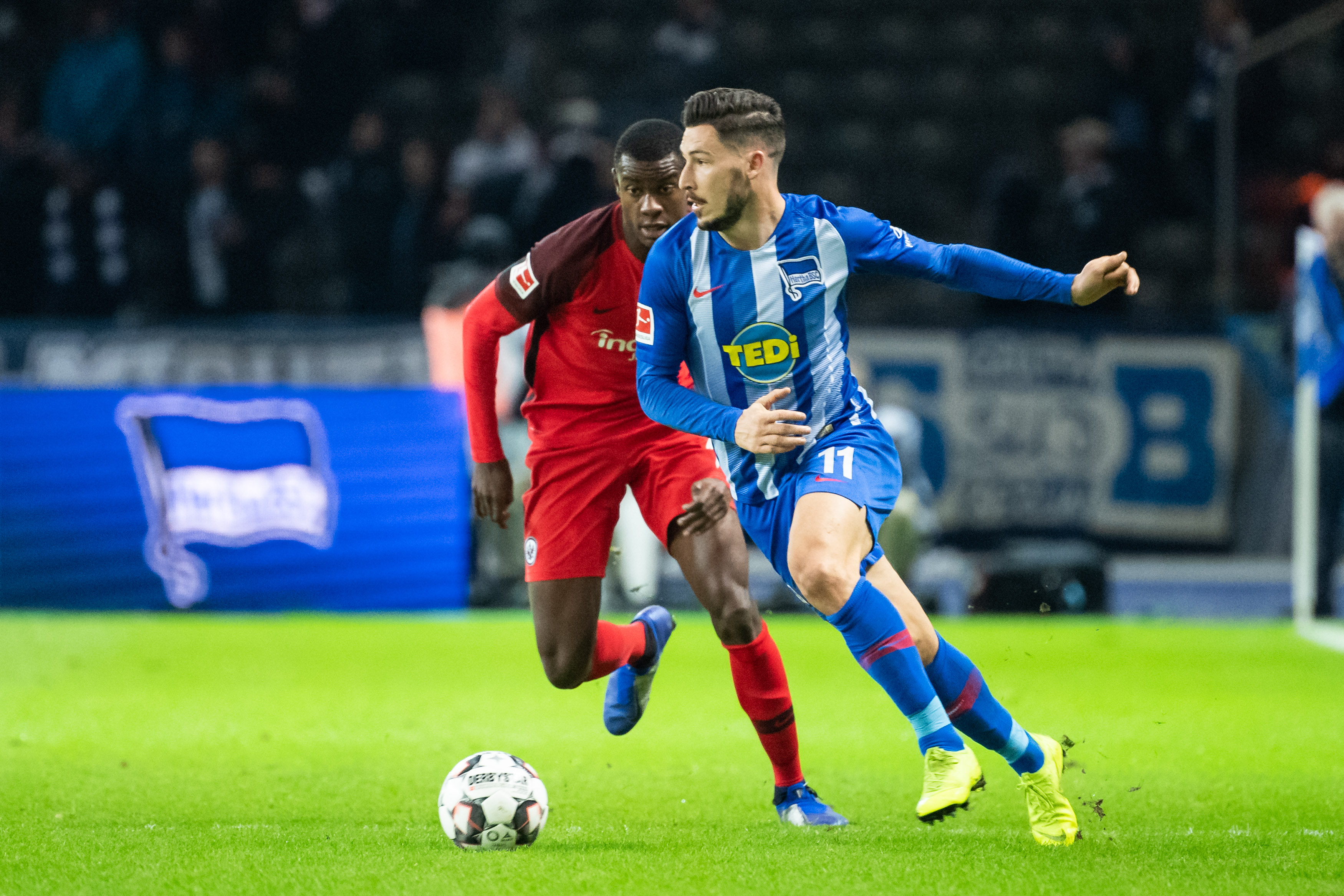 上的约束 上的约束