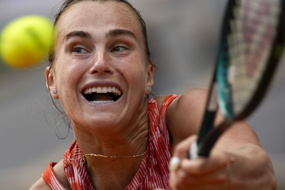 CBS体育评21世纪最佳防守阵容：小卡闪耀一防，保罗落选引唏嘘