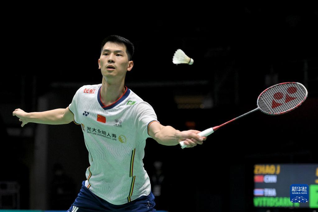 何新任教练 何新任教练